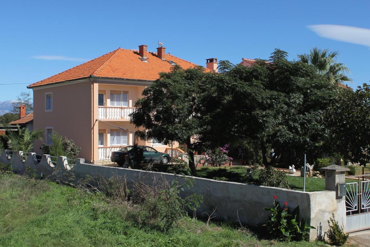 Apartments For Families With Children Privlaka, Zadar - 5747 Exterior photo