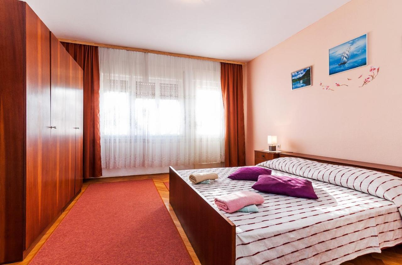 Apartments For Families With Children Privlaka, Zadar - 5747 Exterior photo
