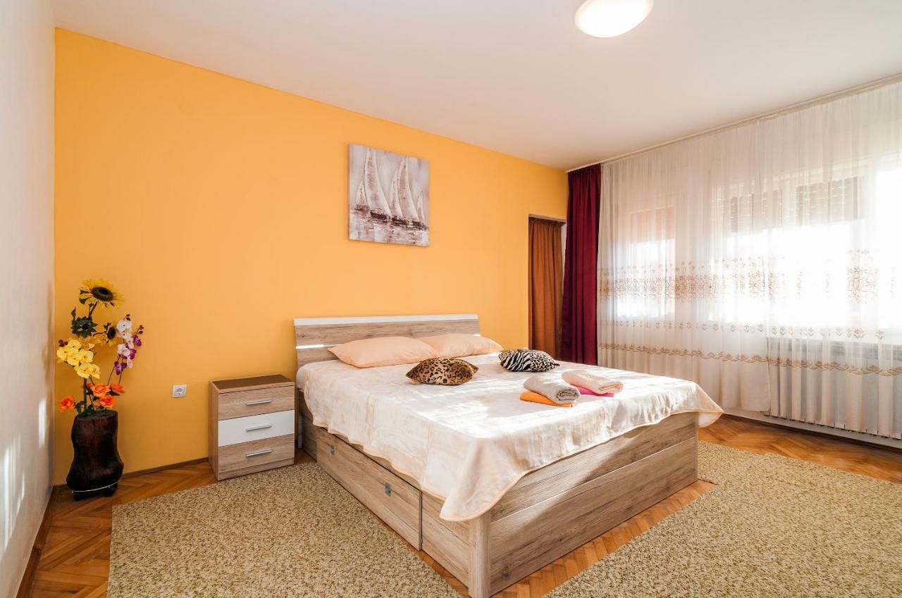 Apartments For Families With Children Privlaka, Zadar - 5747 Exterior photo